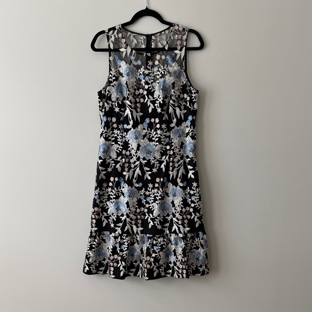 White House Black Market Black and Blue Floral Mini Dress
